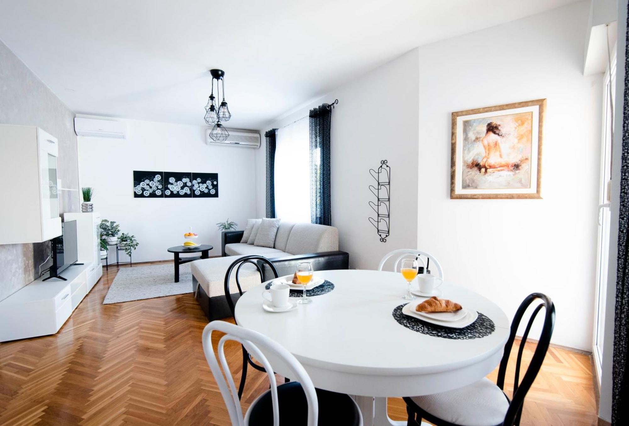 Apartman Karla Sinj Exterior foto